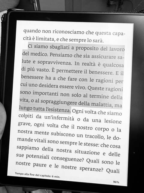 Pagina del libro su Kindle: il lavoro del medico è permettere il benessere
